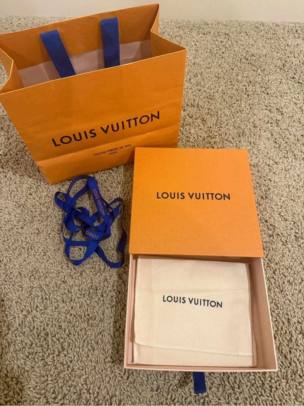 Louis Vuitton Drawer Gift Box Dust Bag Shopping Bag Ribbon Packaging Set